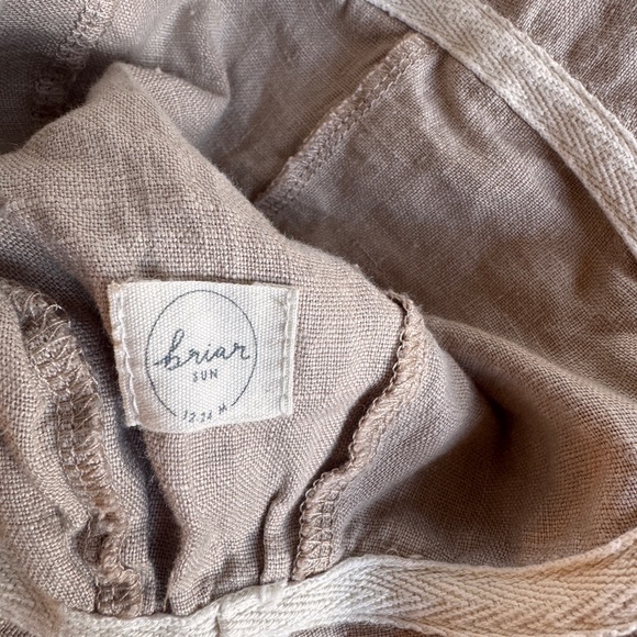 Toddler linen sun hats. Briar (tan) 12-24m, H&M (rose) 18m-2T - Picture 3 of 7